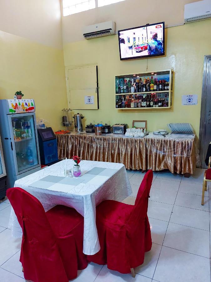 Hotel Relax Kinshasa Exterior photo
