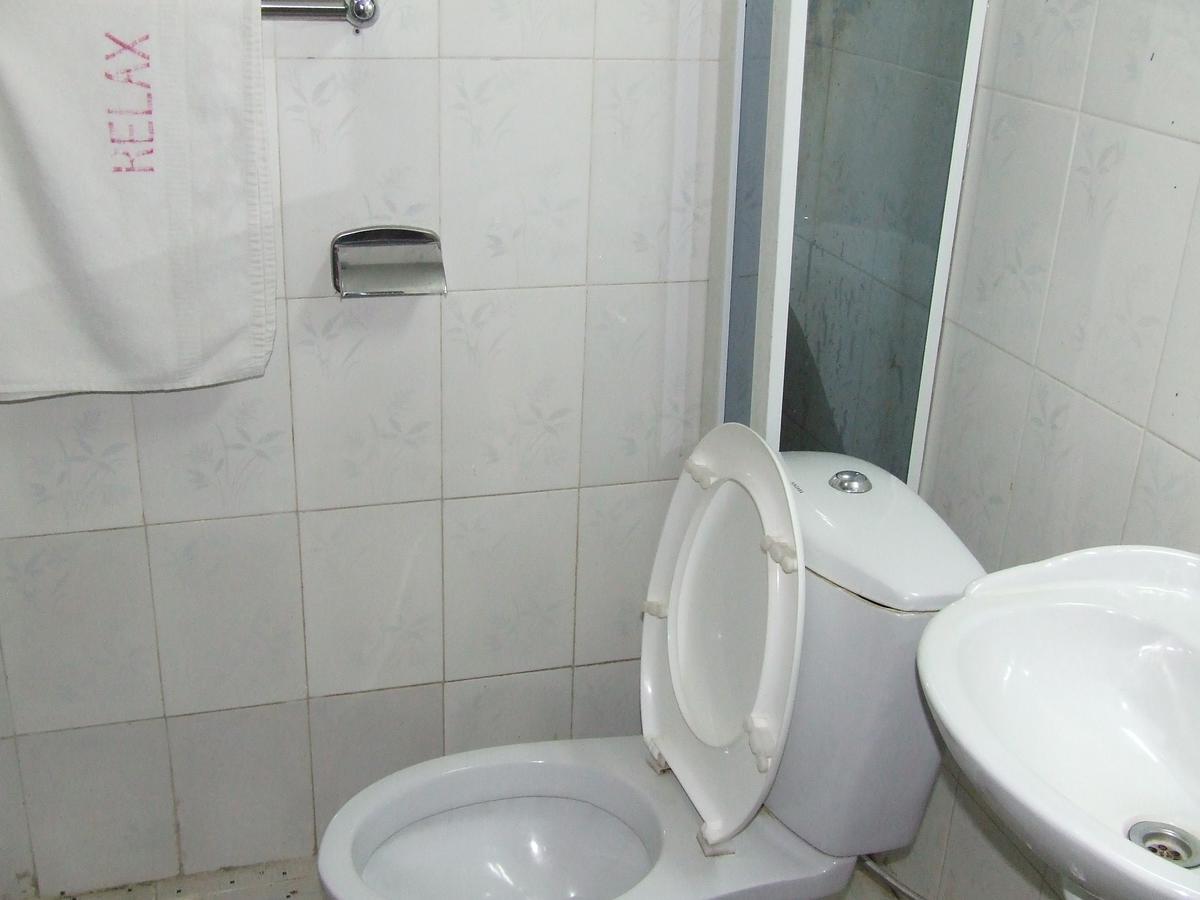 Hotel Relax Kinshasa Exterior photo